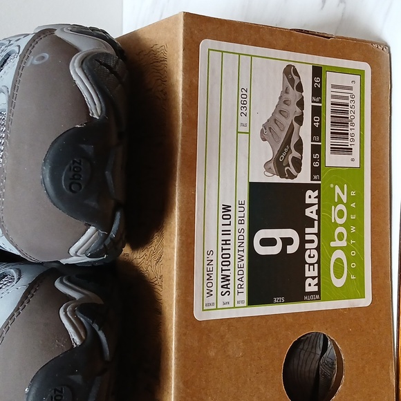 Oboz Women's Sawtooth II Low Hiking Shoe - Picture 3 of 16